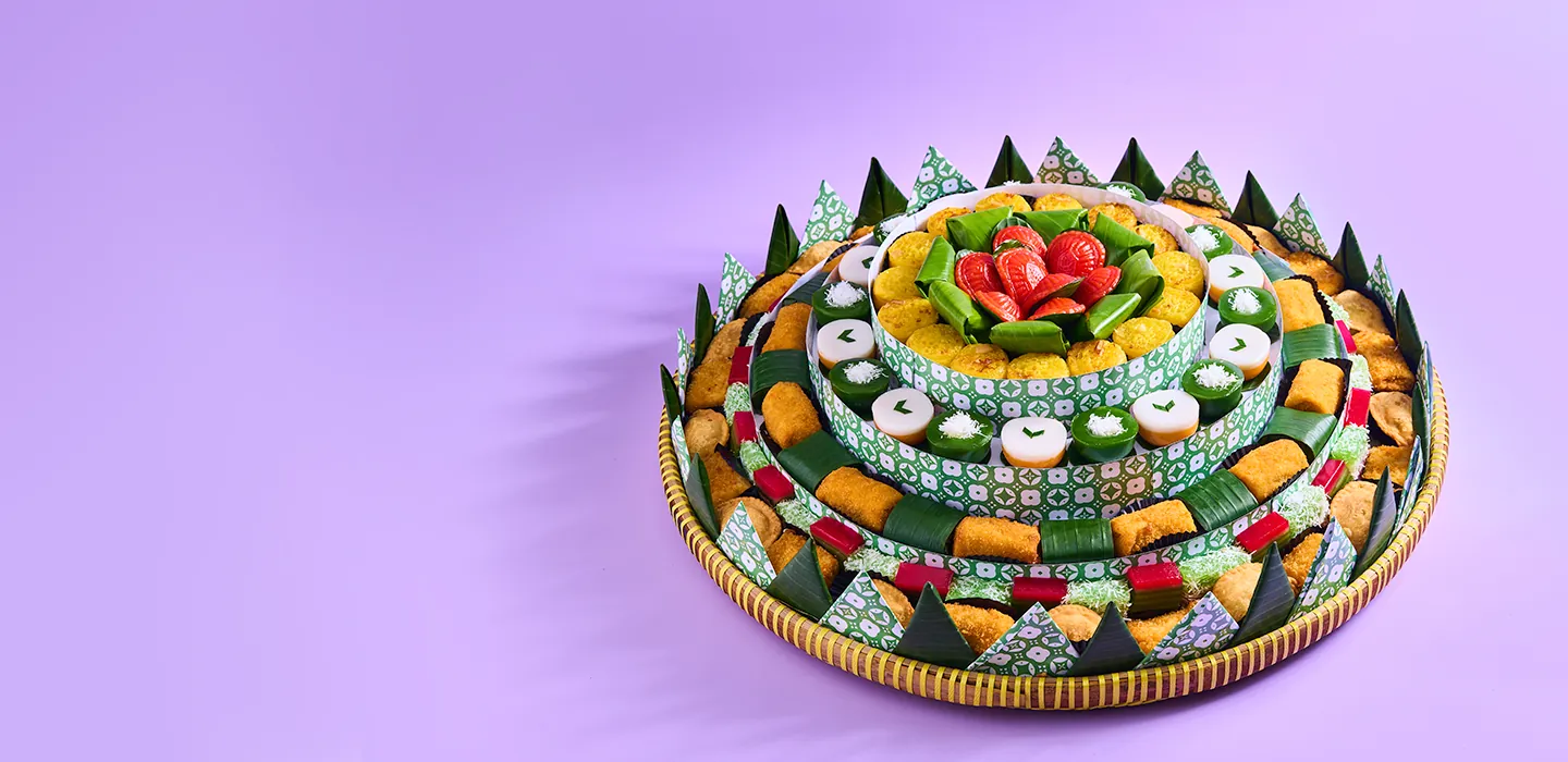Tumpeng kue Ikikoue